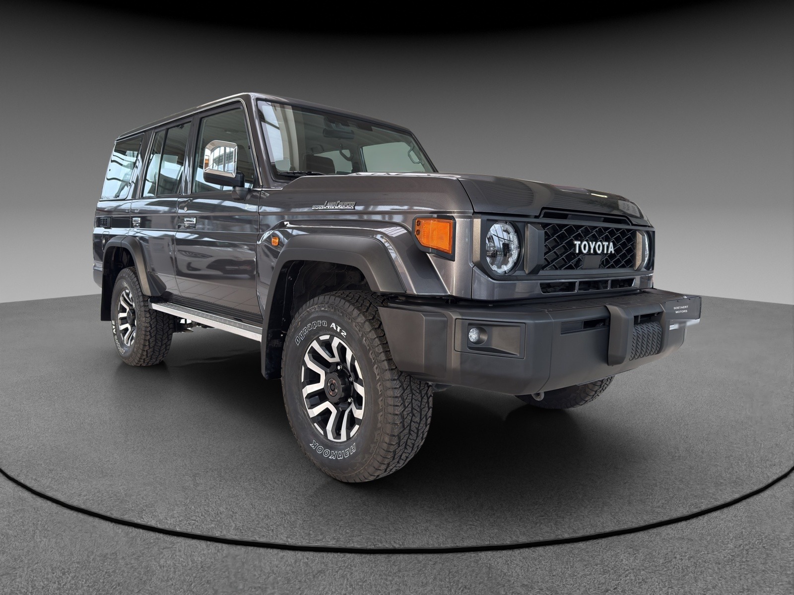 Land Cruiser 76, zijaanzicht